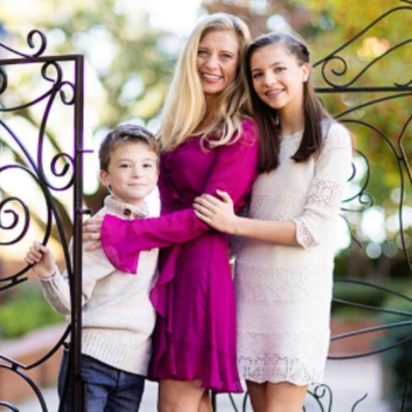 Meet your Posher, Amy ethridge - Picture 1 of 1